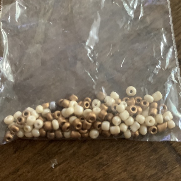 Vintage Mount Beaded Clutch - Picture 9 of 12